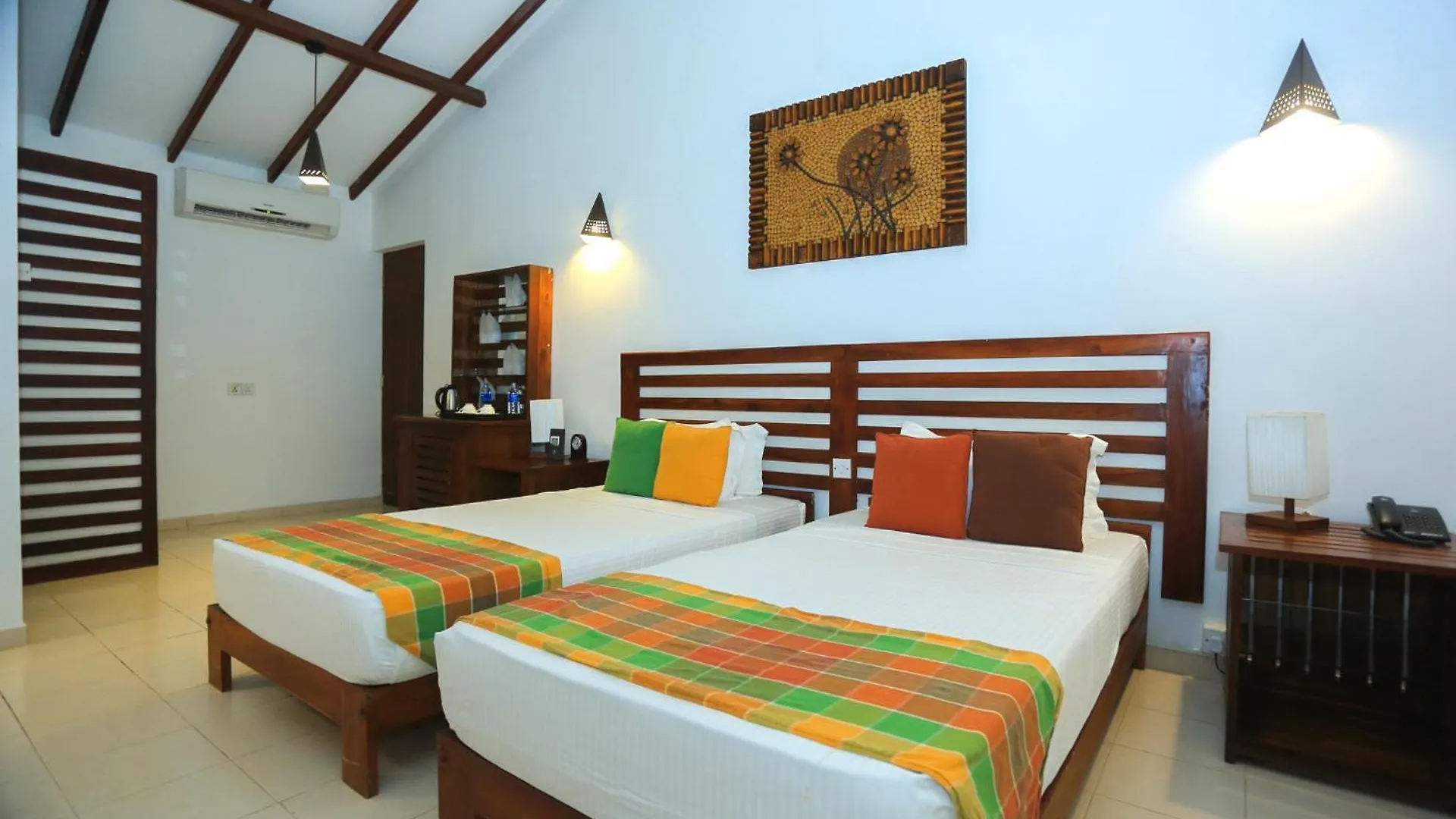 ****  Royal Retreat, Sigiriya 5 Mins To Sigiriya Rock Hotel Sri Lanka