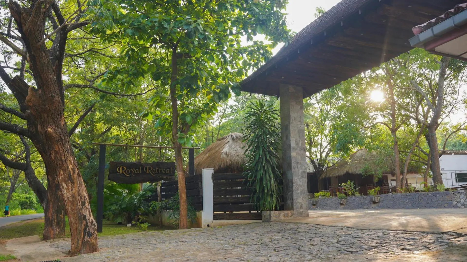Royal Retreat, Sigiriya 5 Mins To Sigiriya Rock Hotel