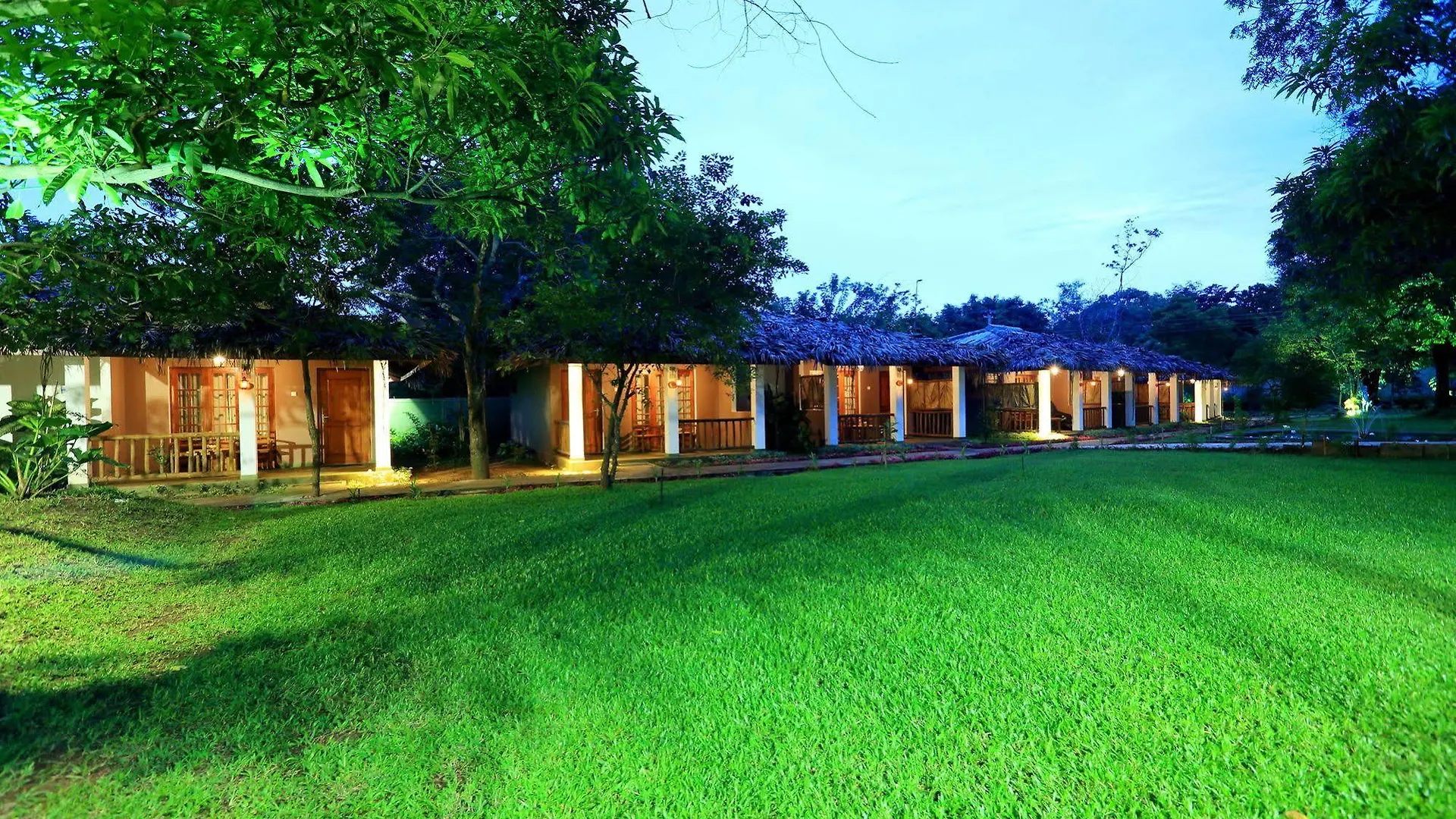 Royal Retreat, Sigiriya 5 Mins To Sigiriya Rock Hotel