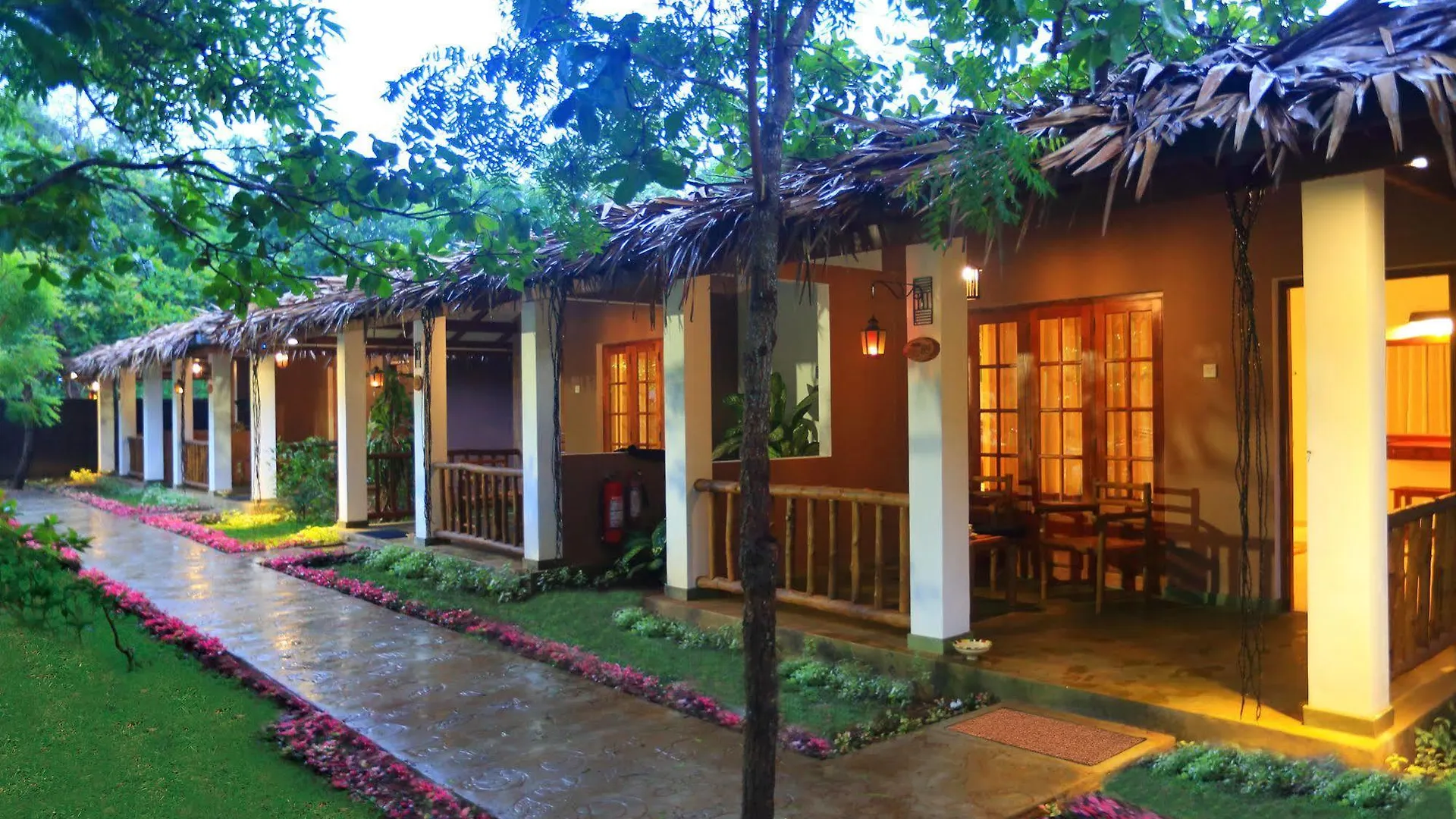Royal Retreat, Sigiriya 5 Mins To Sigiriya Rock Hotel 4*,  Sri Lanka